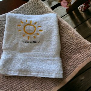 Serviette de plage vive l'été !